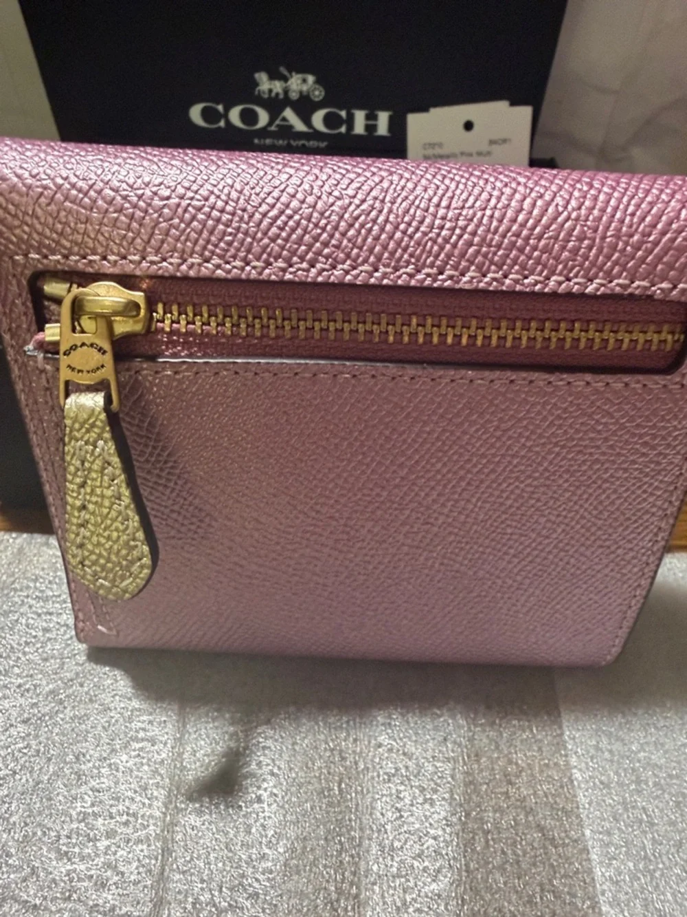 Coach Metallic Pink and Black Leather Small Wallet with Gold 'C' - Picture 5 of 6